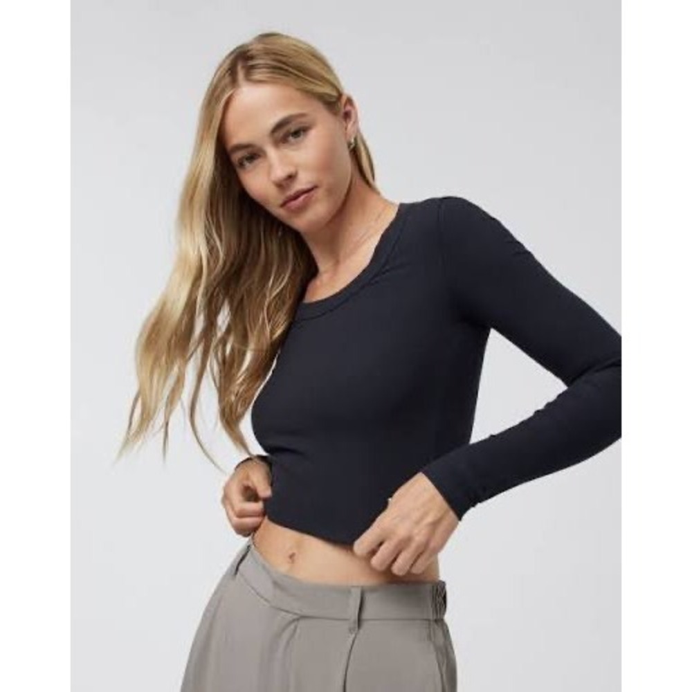 Vuori Pose Scoop Longsleeve Tee Black Size XS New With Tags